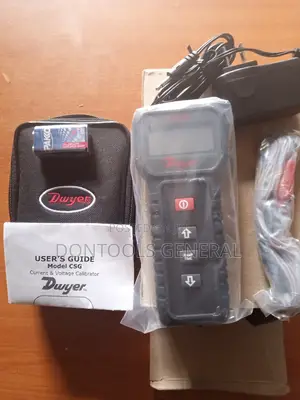 Dwyer Model CSG Current And Voltage Calibrator Dwyer