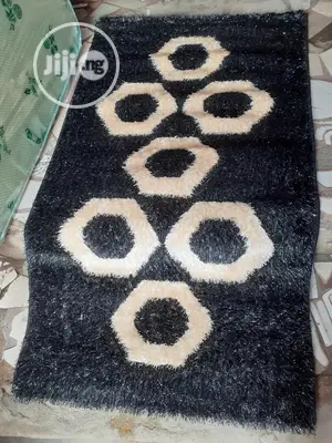 3ft by 6 Center Rug