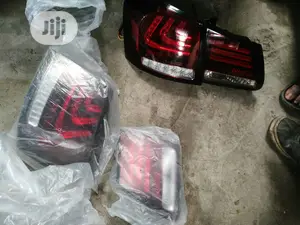 We Sell Toyota Parts and Also Upgrade Old Cars to New Model