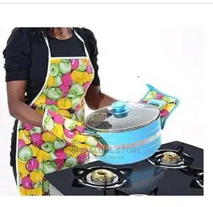 Kitchen Apron With Mitts