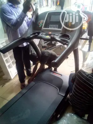 New Commercial Treadmill (L80kg) User Weight