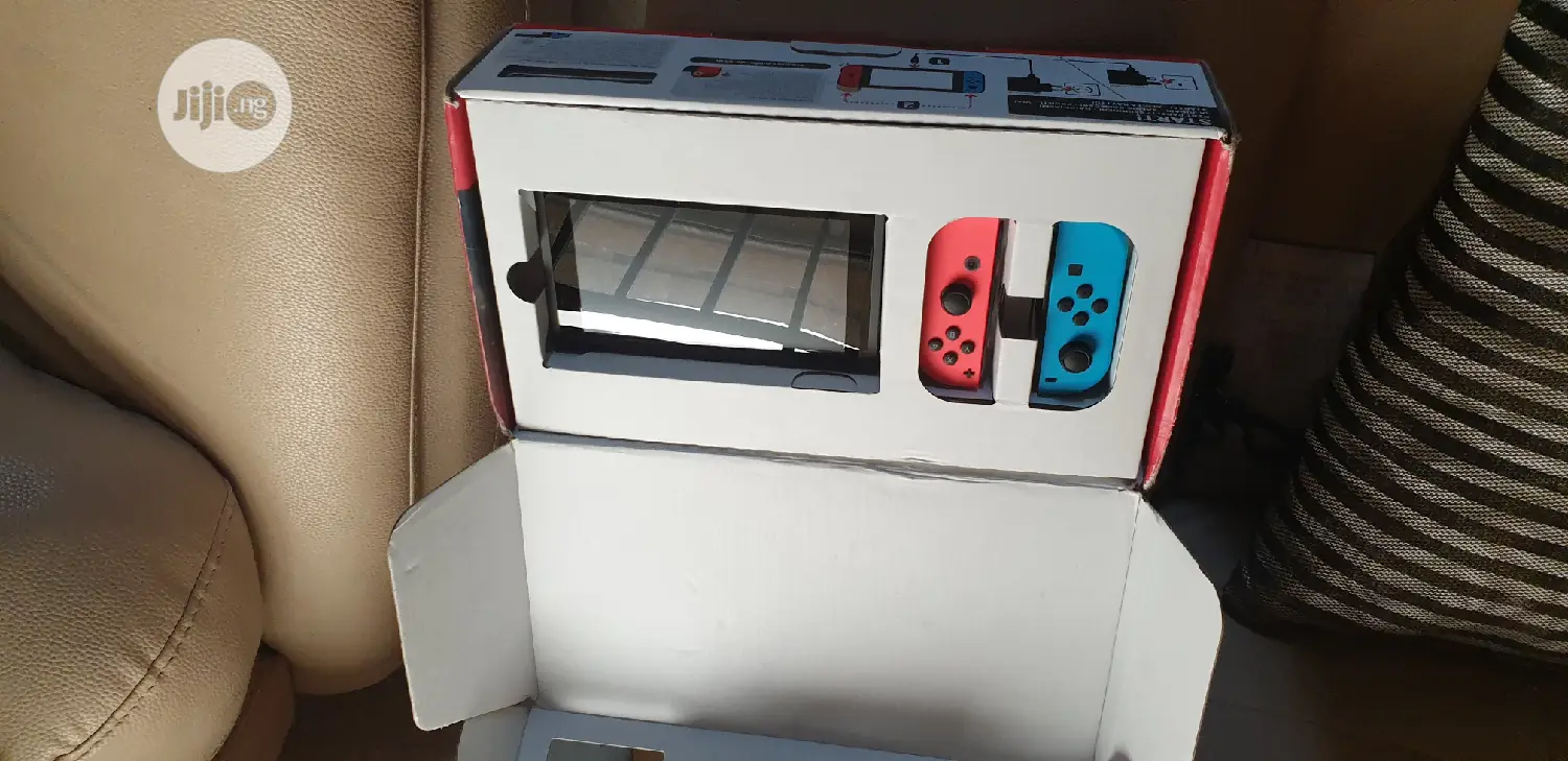 Nintendo Switch Console