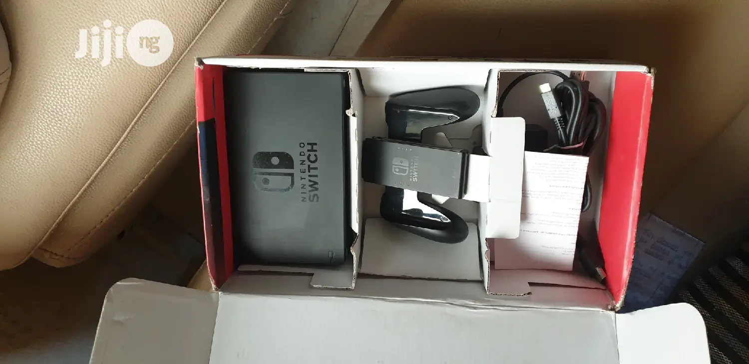Nintendo Switch Console
