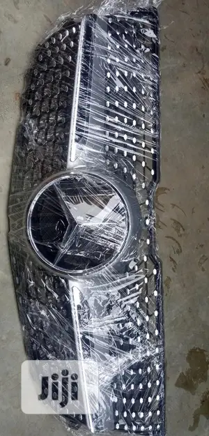 Mercedes Benz Front Grill
