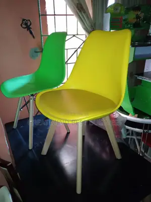 New Design Plastic Chairs