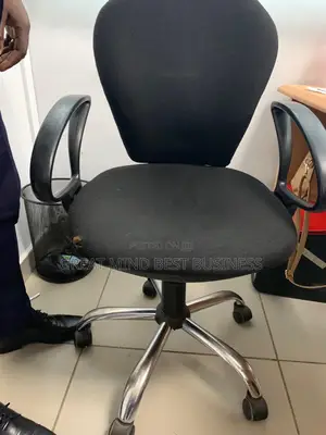 Swivel Office Chair