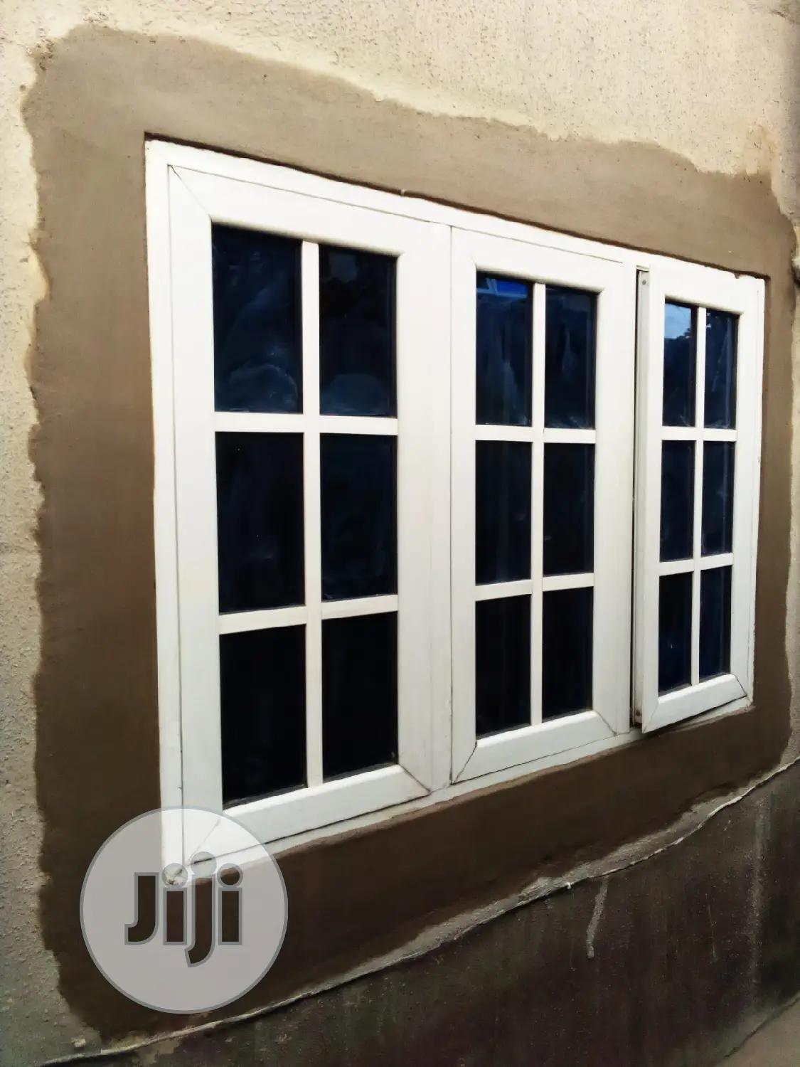 Casement Aluminium Window