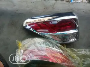 Back Light LEXUS Rx 350, Model
