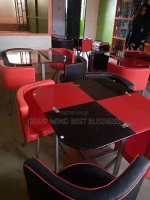 High Quality Dining Table and 4 Chairs