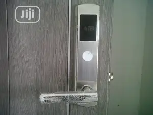Card Keys Door Opener