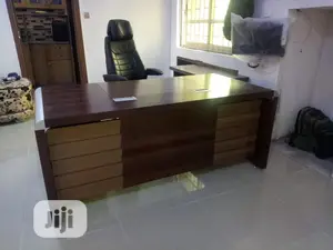 Super Executive Office Table