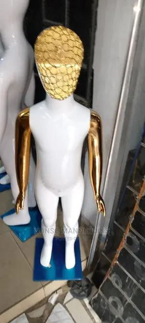 2 to 4 Years Unisex Gold Face Kids Mannequins