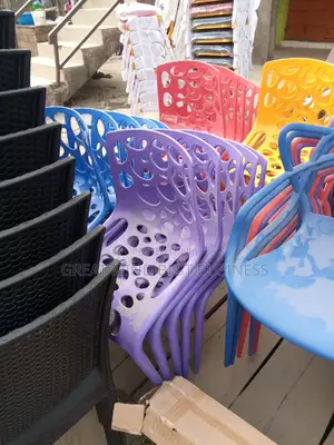 High Quality Plastic Chairs