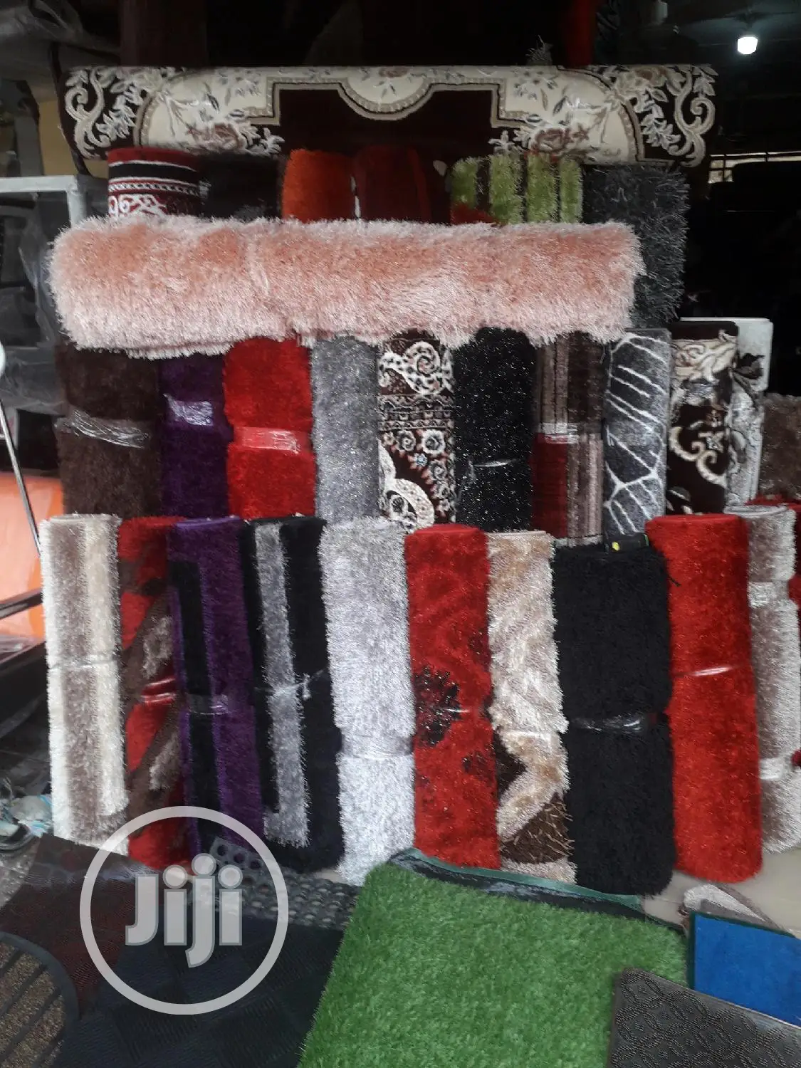 Center Rugs