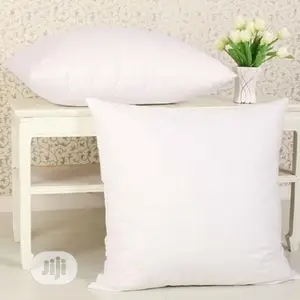 Unique 6 Pieces Fibre Filled Throw Pillows