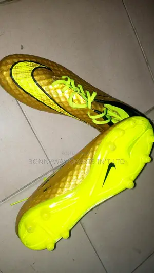 Size 41 Nike Boot