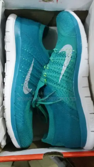 Quality Nike Jugging Canvas