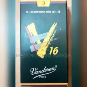 Vandoren Reeds Alto Saxophone (Box of 10)