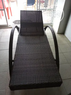 Swimming Pool Side Plastic Bed