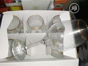 Golden Touch Wine Glass