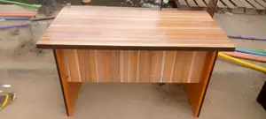 2/4feet Office Table
