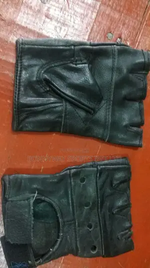Short Gyming Gloves