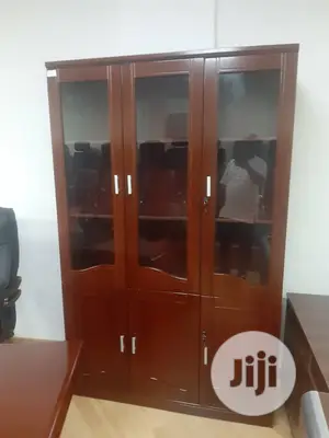 Bookshelve