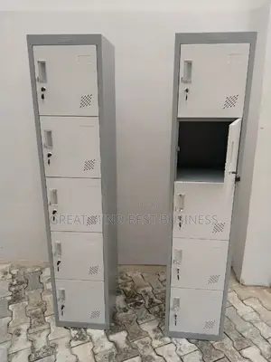 By 5 Metal Workers Locker