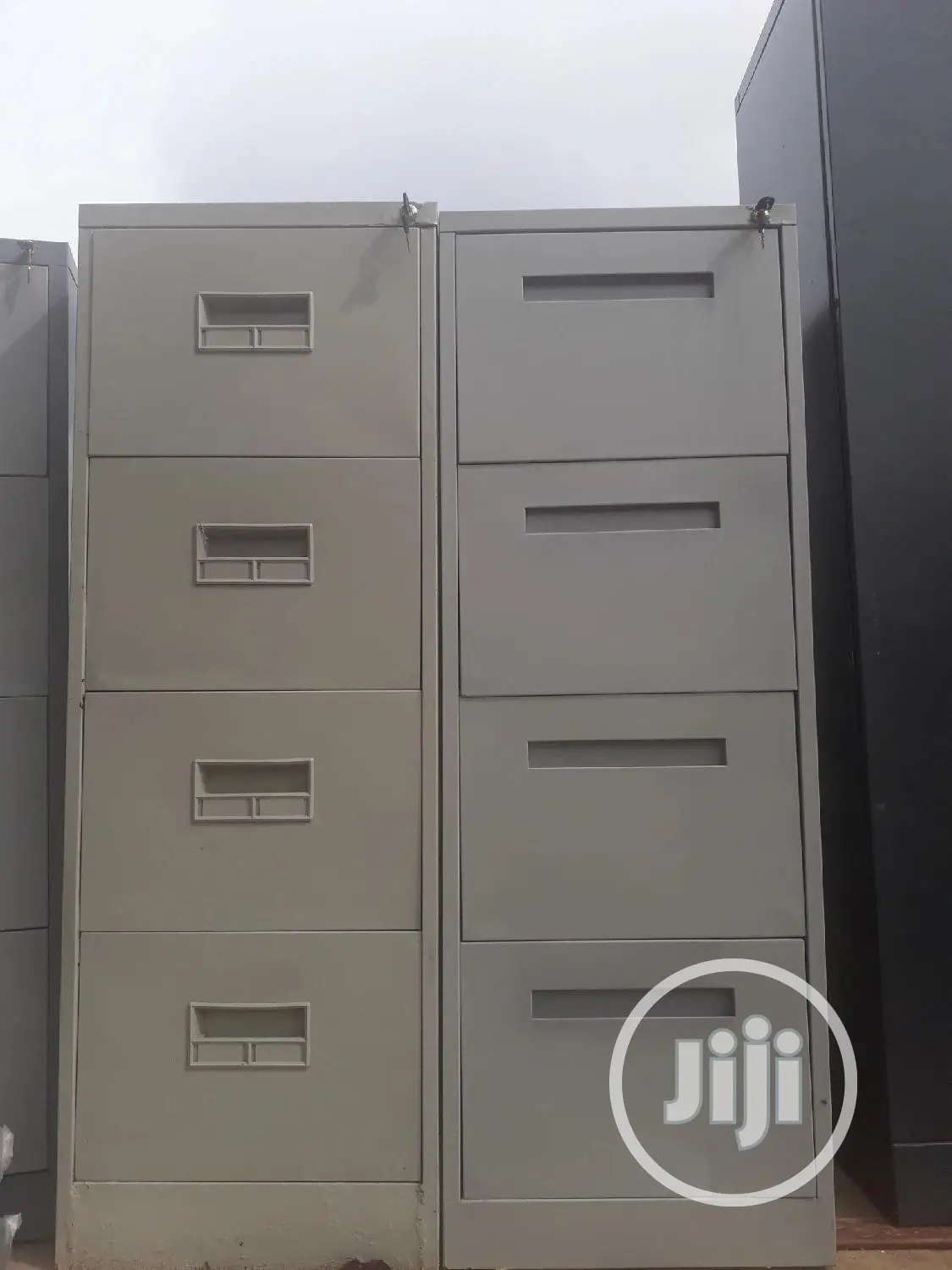Metal Cabnet