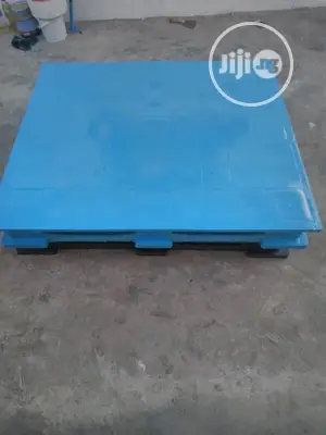 Very Strong Durable Plastic Pallets
