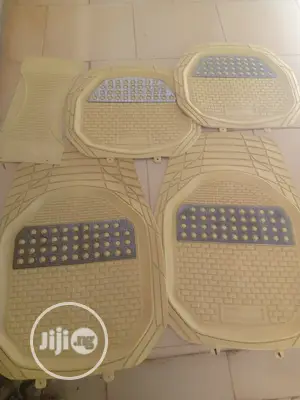 Universal Floor Mat