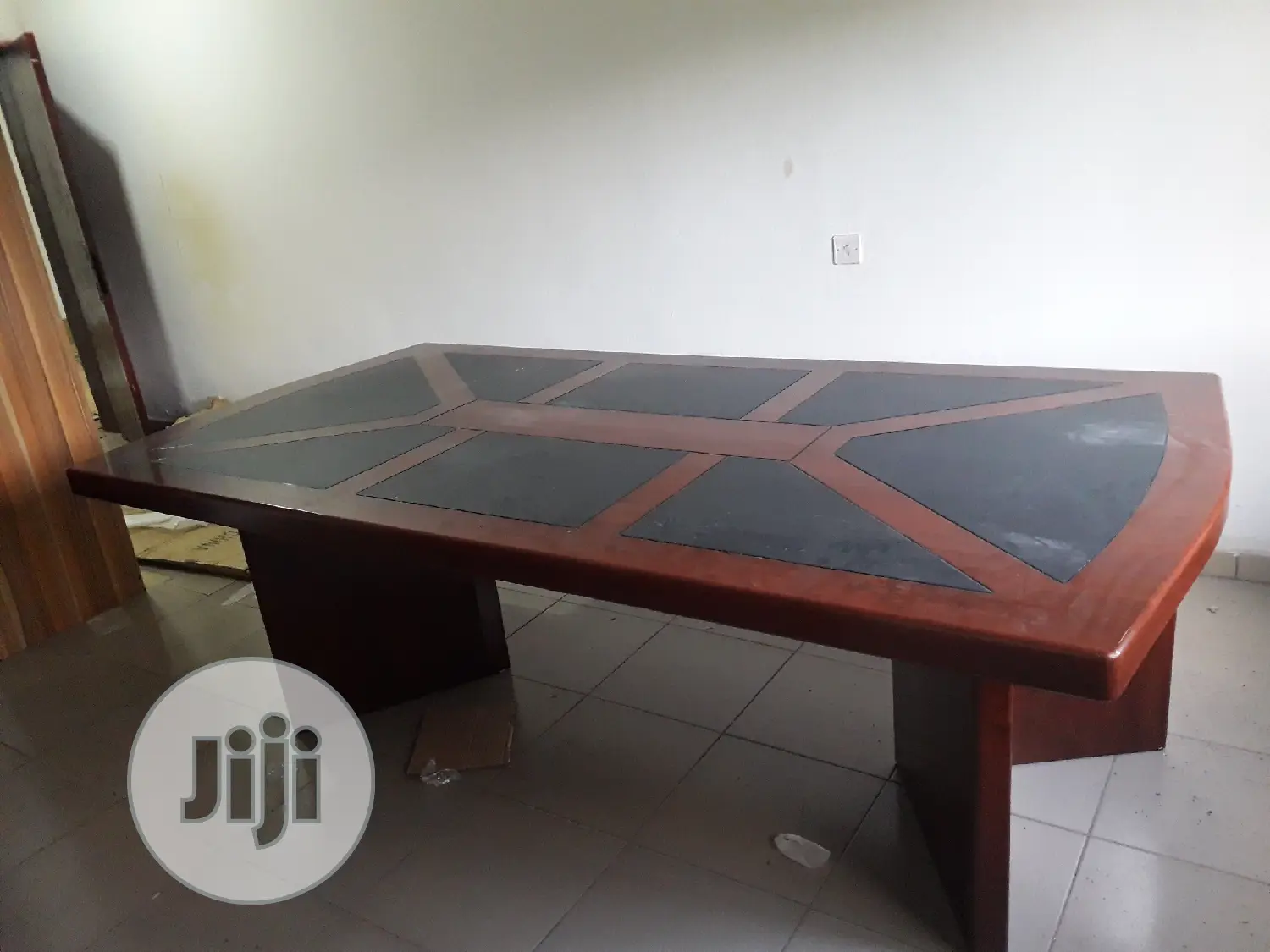 Conference Table 8 Seaters
