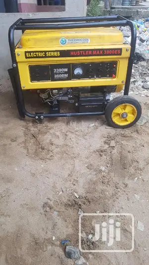 Few Months Old Very Strong 4.5kva Thermocool 3800e Generator