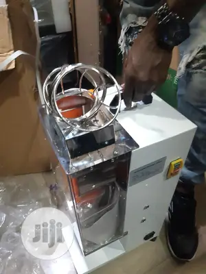 Automatic Orange Extractor