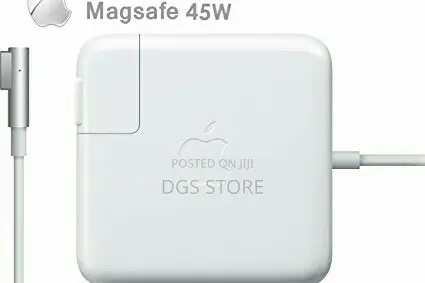 45W Mag Safe Adapter 1 Apple