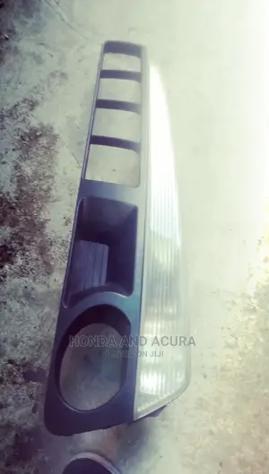 RH Foglamp and Cover 09 Acura TL