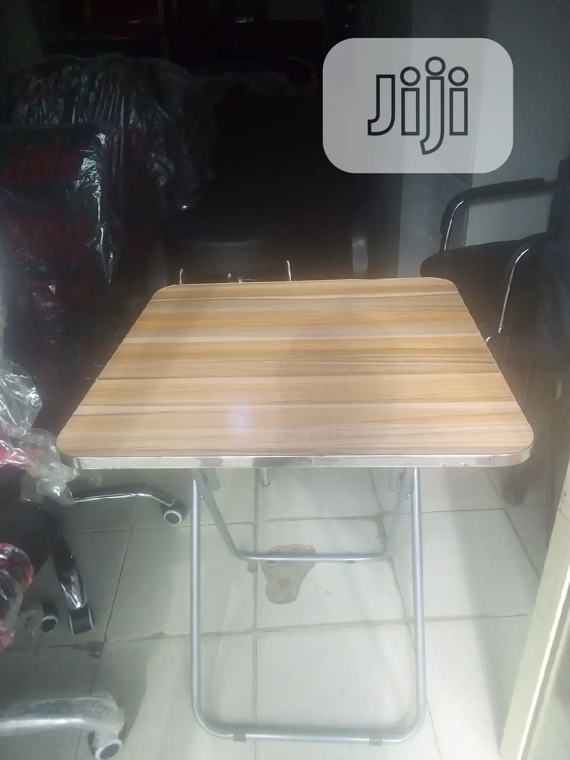 Foldable Table