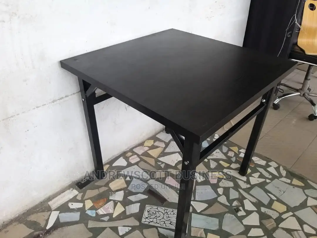 Square Tables