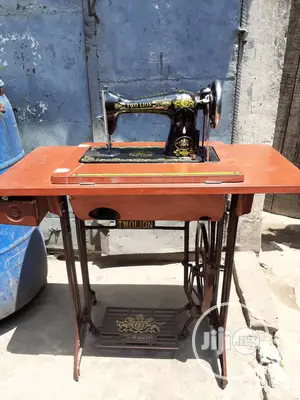 Two Lion Domestic Straight Sewing Machine