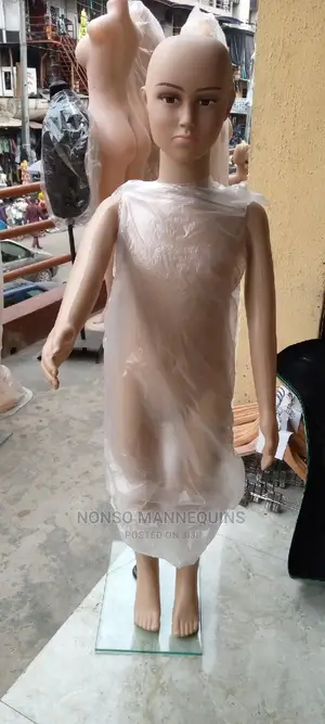 Do3 Female Plastic Age 2 To 4 Years Kid Mannequins
