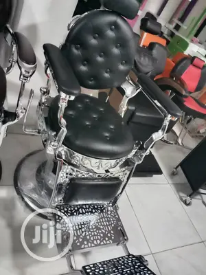 Standard Barbing Salon Chair