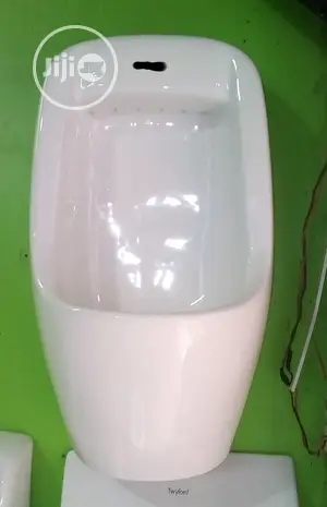 England Urinary Bowl