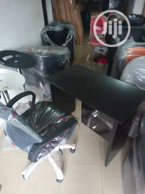 New Office Chair and Table