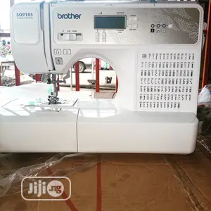 Monogrammy Zigzag Sewing Machine