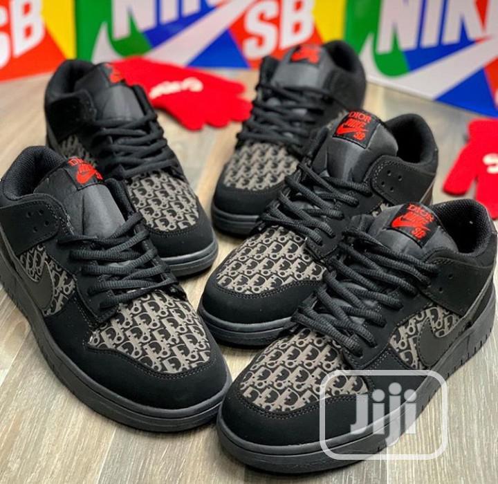 nike dior sb