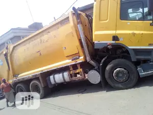 Daf 75 Automatic Compactor Right and Drive for Sale