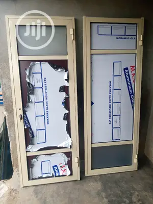 Aluminium Toilet Door