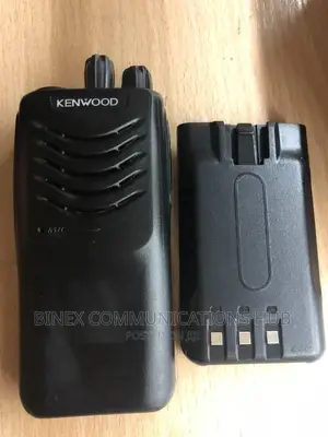 Kenwood TK2000 Transceiver Radio