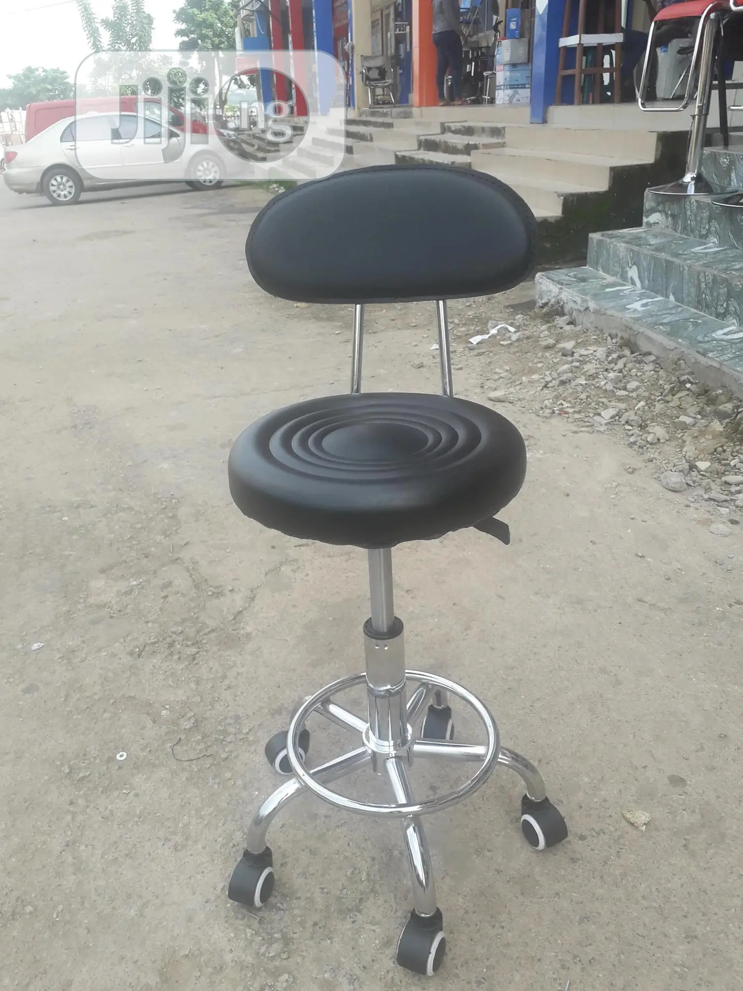 Armless Chair
