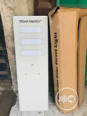 All in One Solar Street Light With 2 Yrs Warranty